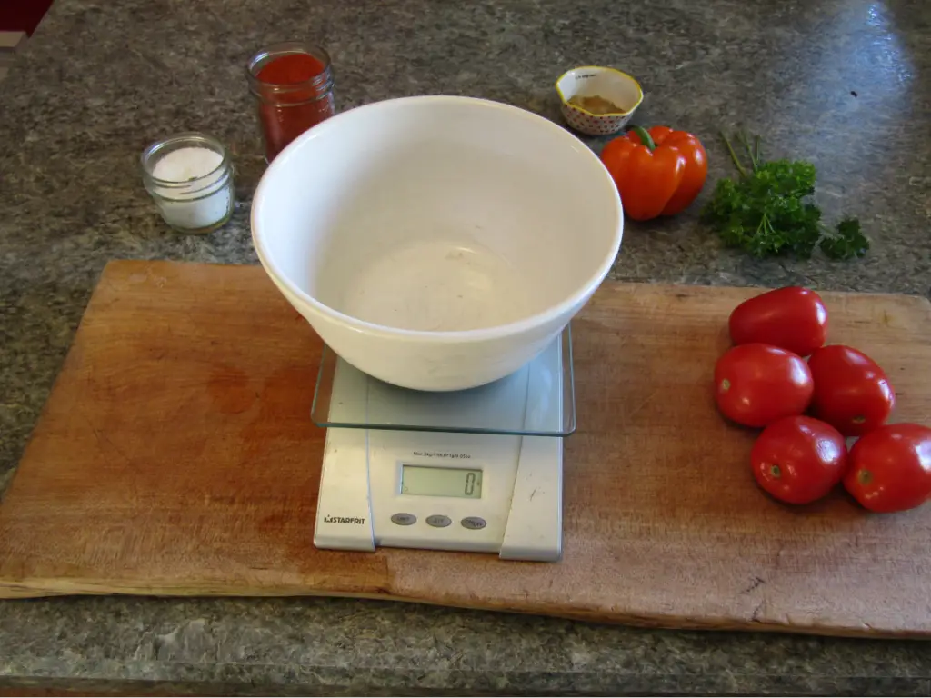 Digital scale with bowl tared to zero